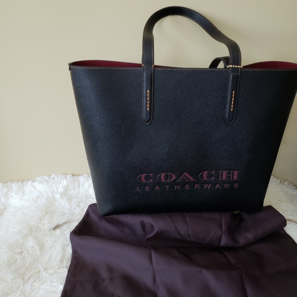 🔥Coach Highline tote(large)AUTHENTIC